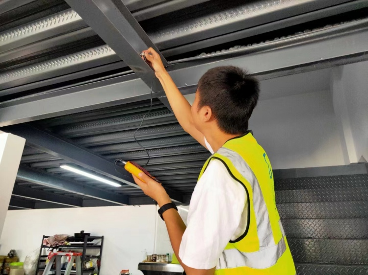 �Ƶ��e�^����ȫ�z�y(c��)